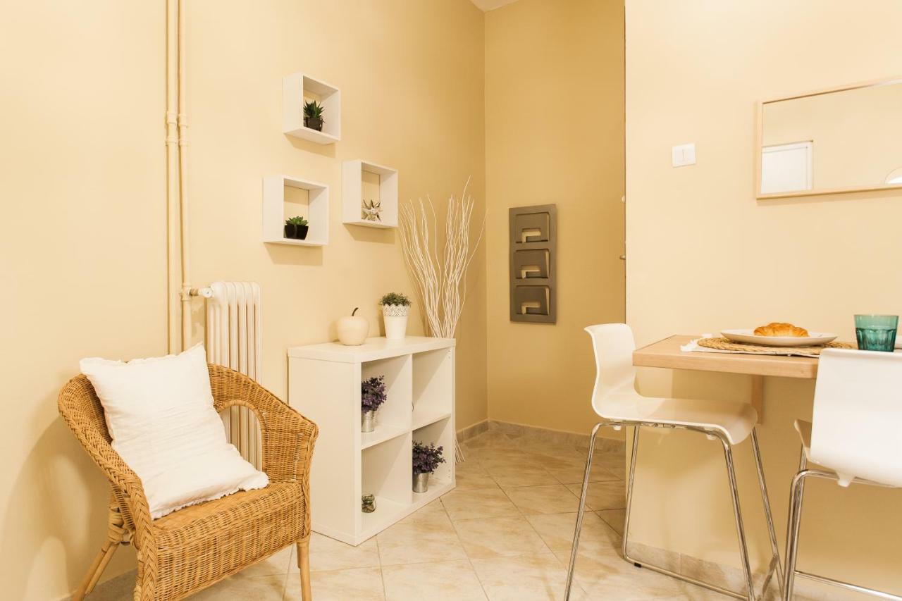 Safe Quiet Rooms In Apartment Close To Metro Station And Walk Acropolis Atene Esterno foto